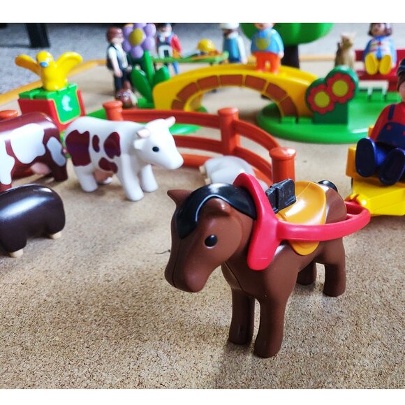 Playmobil playing sets. Countryside. Meadows, Bridge, People, Animals. - Picture 2 of 9